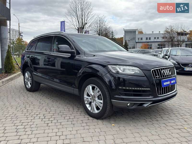 Позашляховик / Кросовер Audi Q7 2015 в Львові
