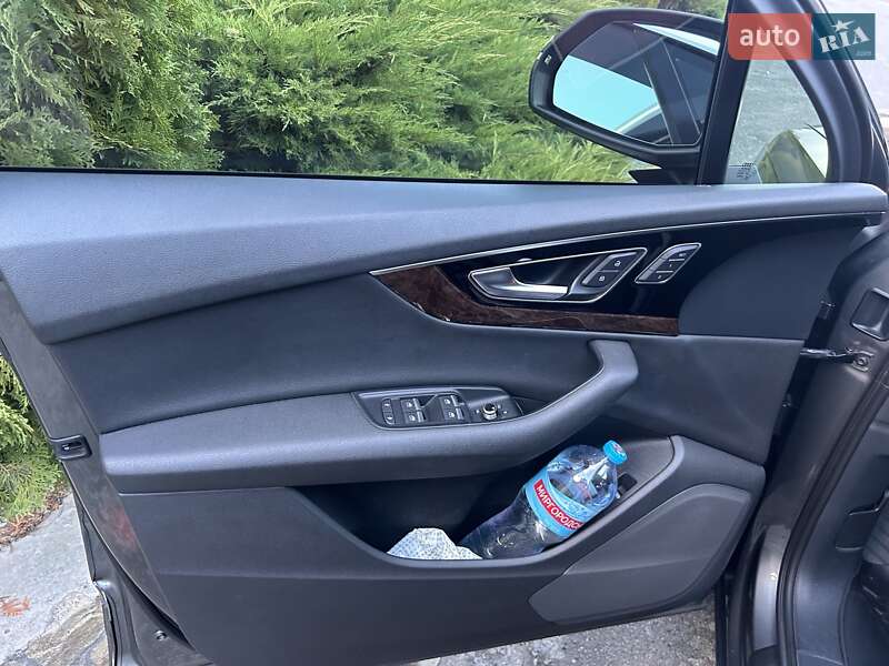 Позашляховик / Кросовер Audi Q7 2017 в Тернополі фото 11 Позашляховик / Кросовер Audi Q7 2017 в Тернополі