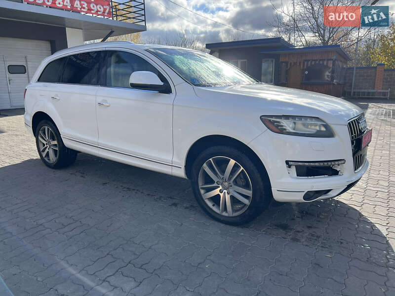 Позашляховик / Кросовер Audi Q7 2011 в Луцьку
