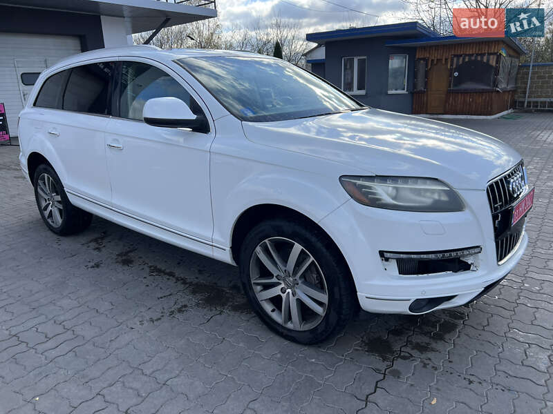 Позашляховик / Кросовер Audi Q7 2011 в Луцьку