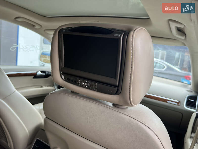 Позашляховик / Кросовер Audi Q7 2011 в Луцьку