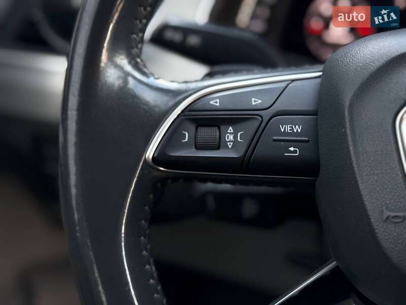 Внедорожник / Кроссовер Audi Q7 2016 в Киеве