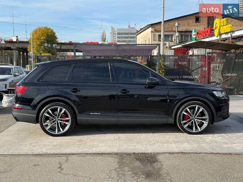 Внедорожник / Кроссовер Audi Q7 2016 в Киеве