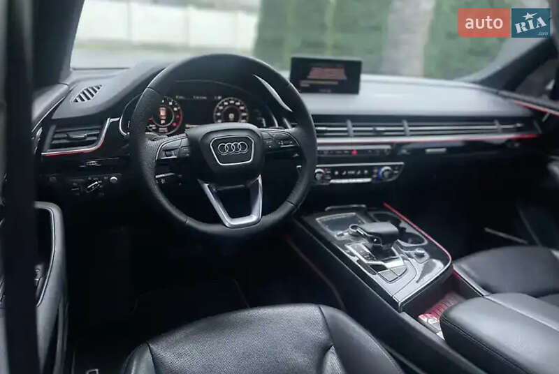 Внедорожник / Кроссовер Audi Q7 2016 в Ивано-Франковске