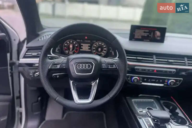 Внедорожник / Кроссовер Audi Q7 2016 в Ивано-Франковске