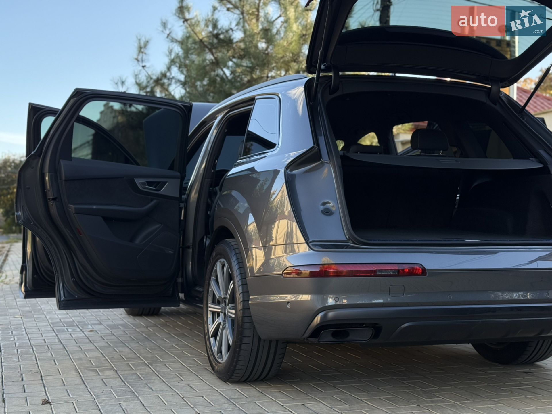 2019 Audi Q7 - мініатюра 14