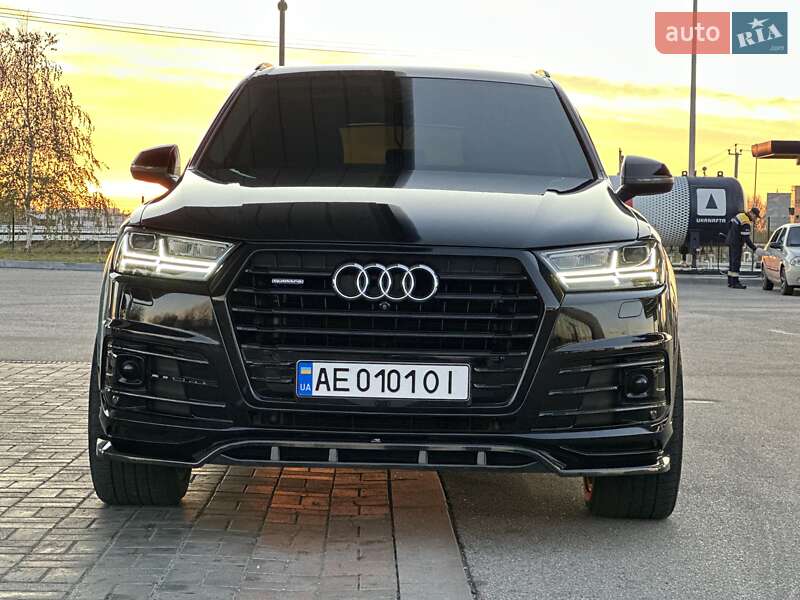 Внедорожник / Кроссовер Audi Q7 2017 в Днепре фото 4 Внедорожник / Кроссовер Audi Q7 2017 в Днепре