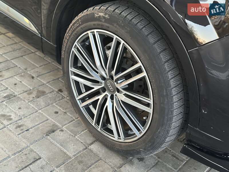 Внедорожник / Кроссовер Audi Q7 2017 в Днепре фото 10 Внедорожник / Кроссовер Audi Q7 2017 в Днепре