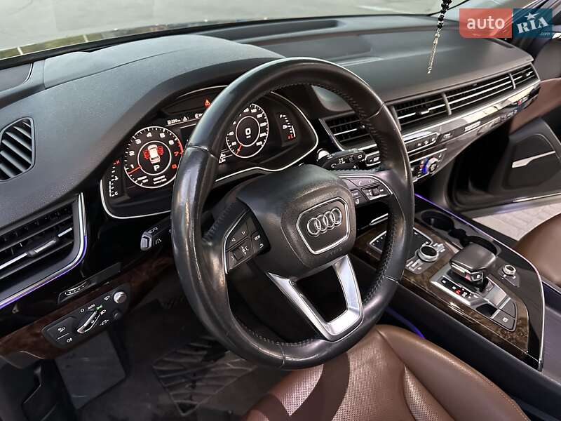 Внедорожник / Кроссовер Audi Q7 2017 в Днепре фото 19 Внедорожник / Кроссовер Audi Q7 2017 в Днепре