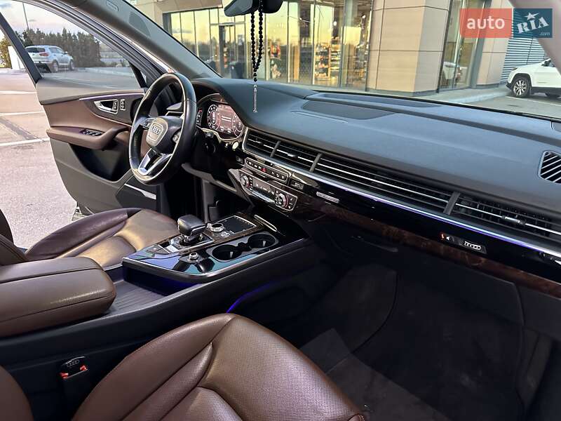 Внедорожник / Кроссовер Audi Q7 2017 в Днепре фото 33 Внедорожник / Кроссовер Audi Q7 2017 в Днепре