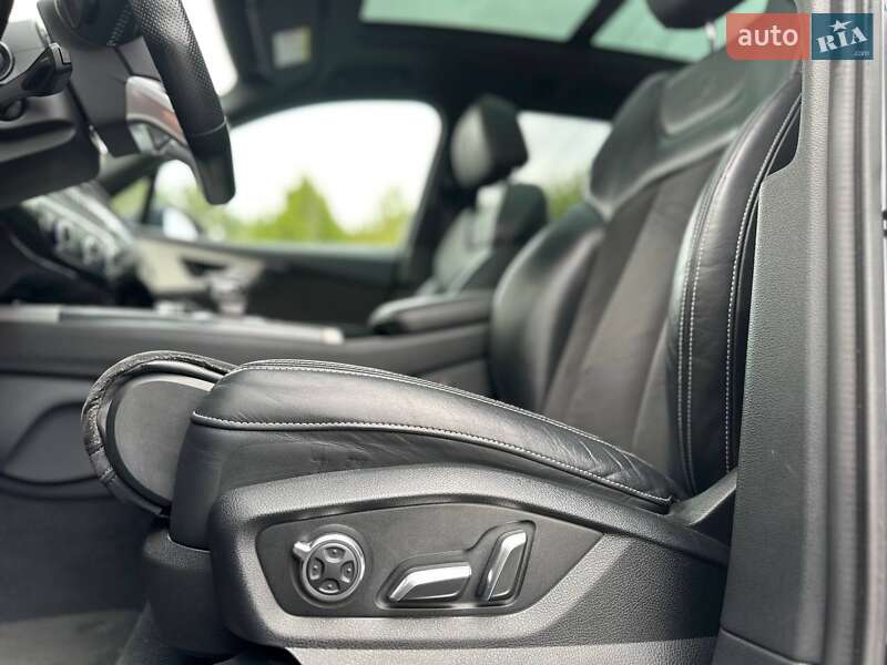 Внедорожник / Кроссовер Audi Q7 2017 в Ровно