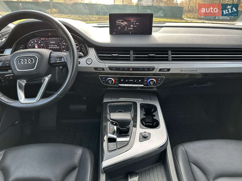 Позашляховик / Кросовер Audi Q7 2019 в Чернігові