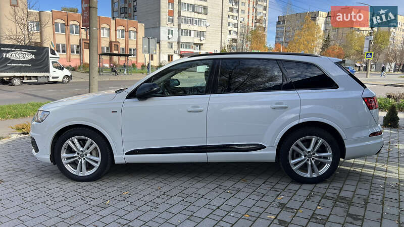 Позашляховик / Кросовер Audi Q7 2017 в Львові фото 4 Позашляховик / Кросовер Audi Q7 2017 в Львові