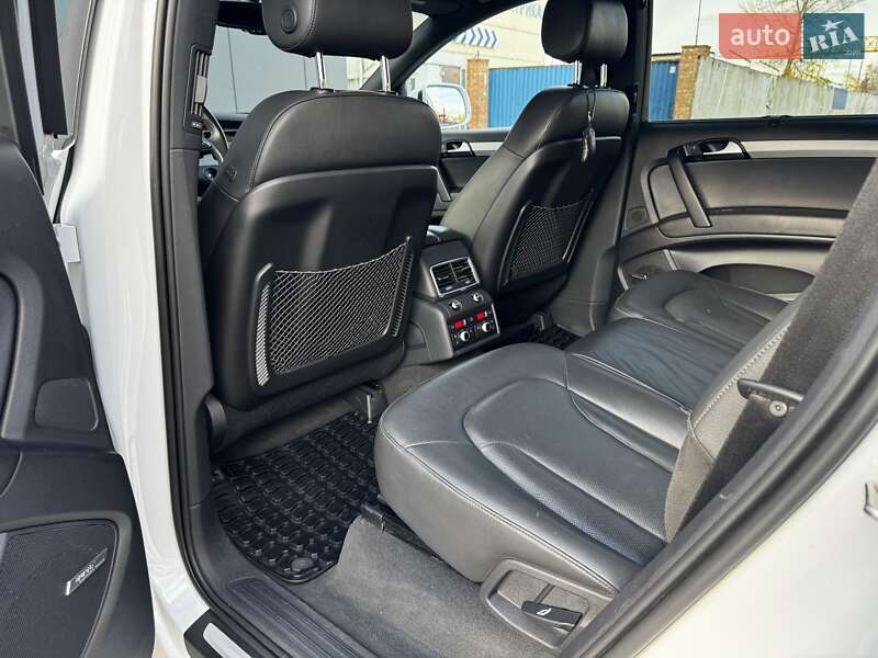 Внедорожник / Кроссовер Audi Q7 2015 в Киеве фото 12 Внедорожник / Кроссовер Audi Q7 2015 в Киеве