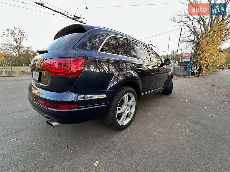 Позашляховик / Кросовер Audi Q7 2012 в Києві фото 6 Позашляховик / Кросовер Audi Q7 2012 в Києві