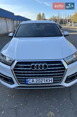 Позашляховик / Кросовер Audi Q7 2017 в Миколаєві