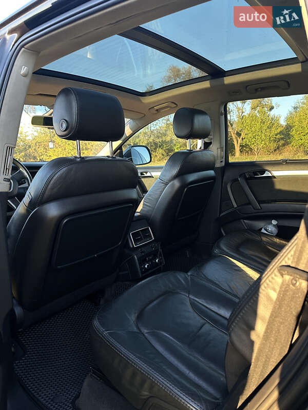 Внедорожник / Кроссовер Audi Q7 2008 в Ужгороде