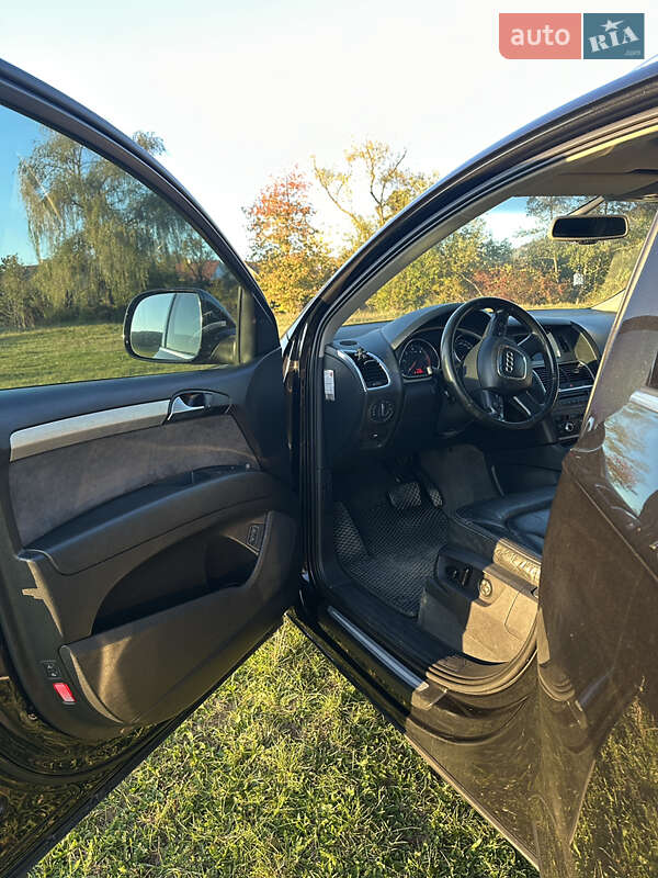 Внедорожник / Кроссовер Audi Q7 2008 в Ужгороде