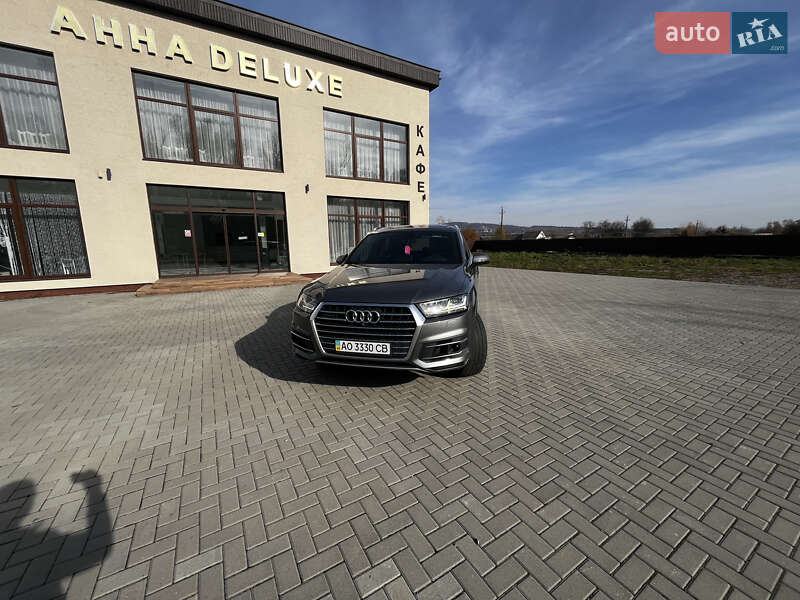 Внедорожник / Кроссовер Audi Q7 2016 в Тячеве фото 2 Внедорожник / Кроссовер Audi Q7 2016 в Тячеве