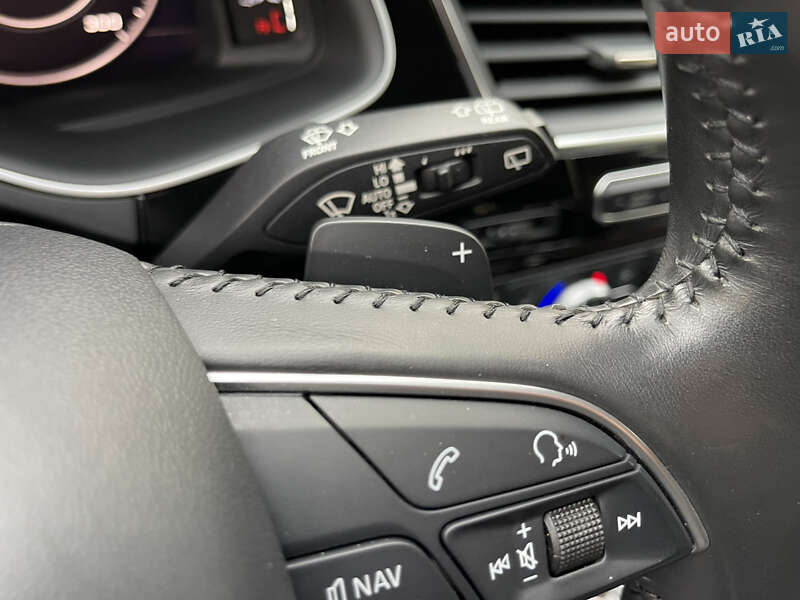 Внедорожник / Кроссовер Audi Q7 2015 в Киеве