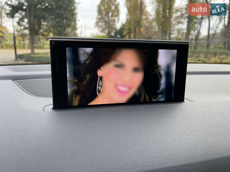 Внедорожник / Кроссовер Audi Q7 2015 в Киеве