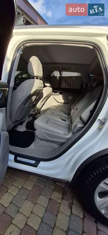 Внедорожник / Кроссовер Audi Q7 2020 в Львове