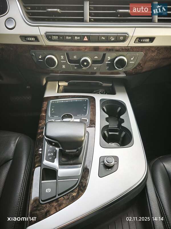 Позашляховик / Кросовер Audi Q7 2019 в Києві фото 12 Позашляховик / Кросовер Audi Q7 2019 в Києві