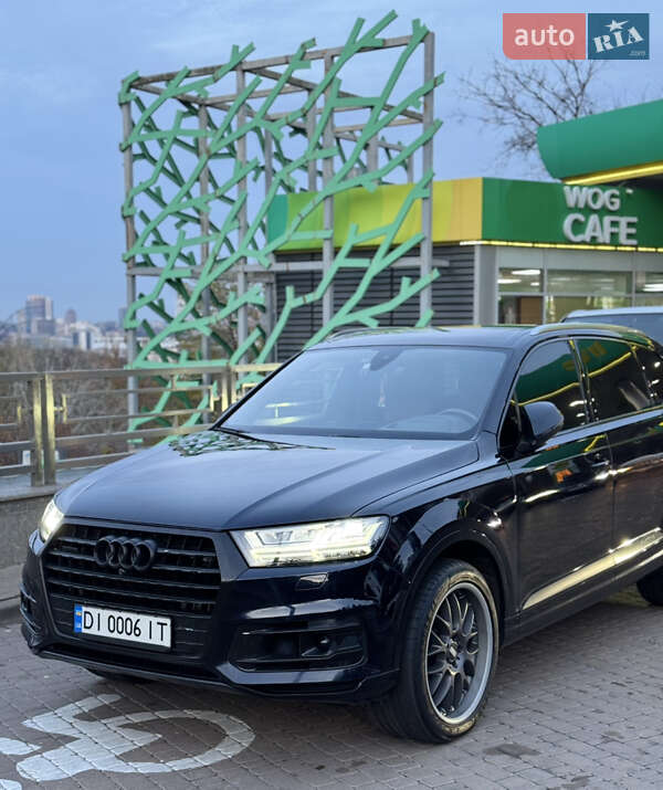 Позашляховик / Кросовер Audi Q7 2016 в Києві фото 6 Позашляховик / Кросовер Audi Q7 2016 в Києві