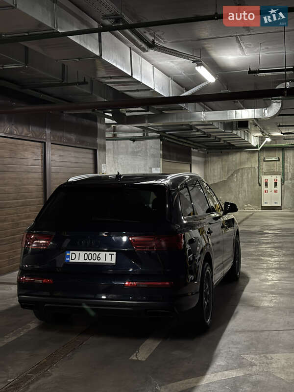 Позашляховик / Кросовер Audi Q7 2016 в Києві фото 34 Позашляховик / Кросовер Audi Q7 2016 в Києві