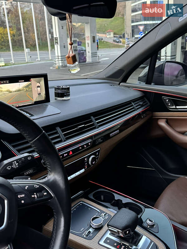 Позашляховик / Кросовер Audi Q7 2016 в Києві фото 54 Позашляховик / Кросовер Audi Q7 2016 в Києві