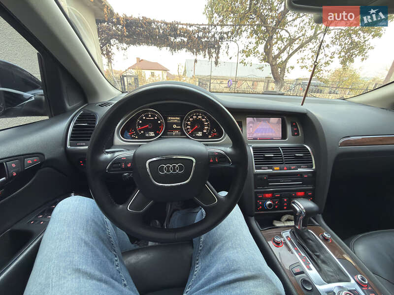 Внедорожник / Кроссовер Audi Q7 2011 в Тернополе
