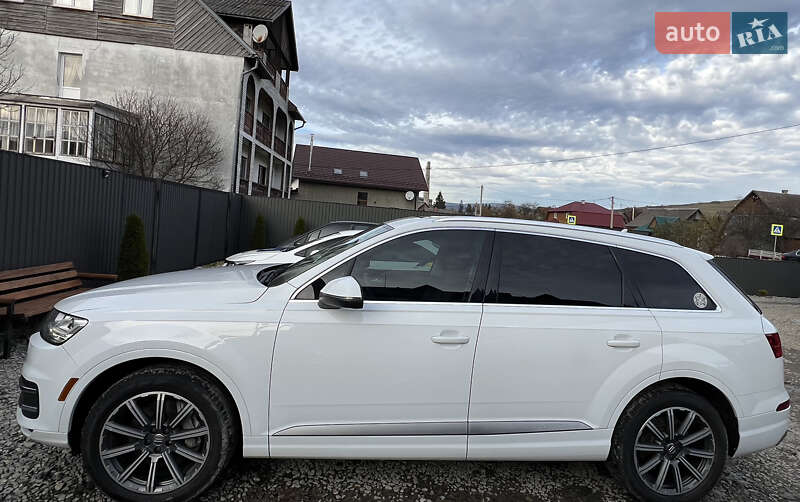Внедорожник / Кроссовер Audi Q7 2017 в Рахове