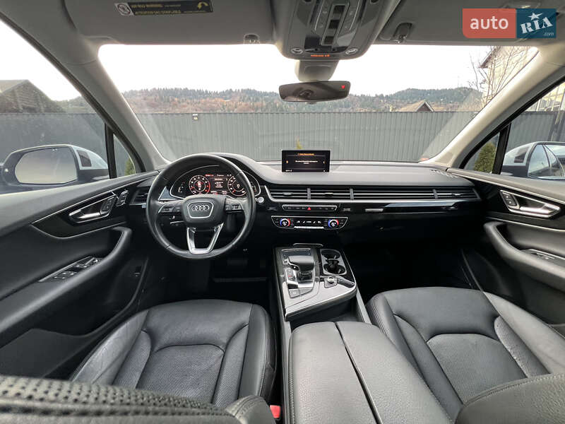 Внедорожник / Кроссовер Audi Q7 2017 в Рахове