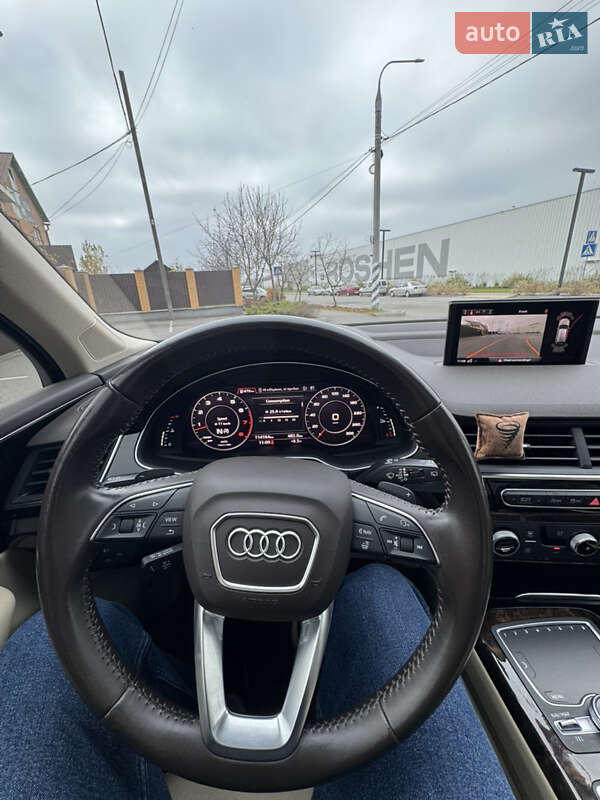 Позашляховик / Кросовер Audi Q7 2018 в Вінниці