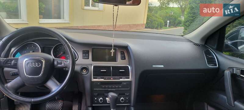 Внедорожник / Кроссовер Audi Q7 2009 в Тернополе