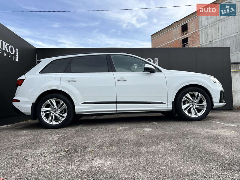 Позашляховик / Кросовер Audi Q7 2022 в Львові фото 11 Позашляховик / Кросовер Audi Q7 2022 в Львові