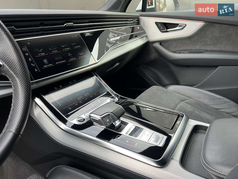 Позашляховик / Кросовер Audi Q7 2022 в Львові
