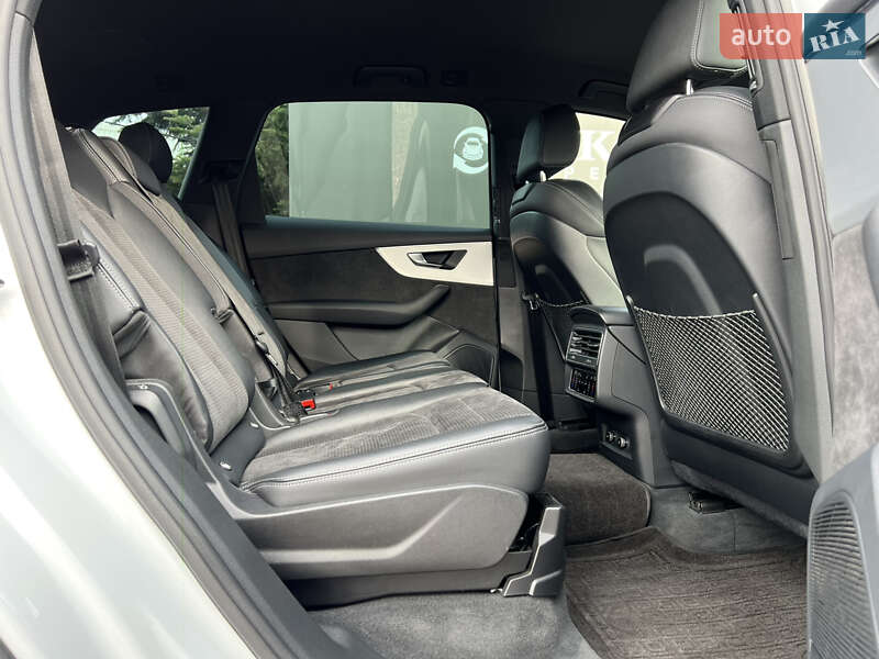 Позашляховик / Кросовер Audi Q7 2022 в Львові фото 31 Позашляховик / Кросовер Audi Q7 2022 в Львові