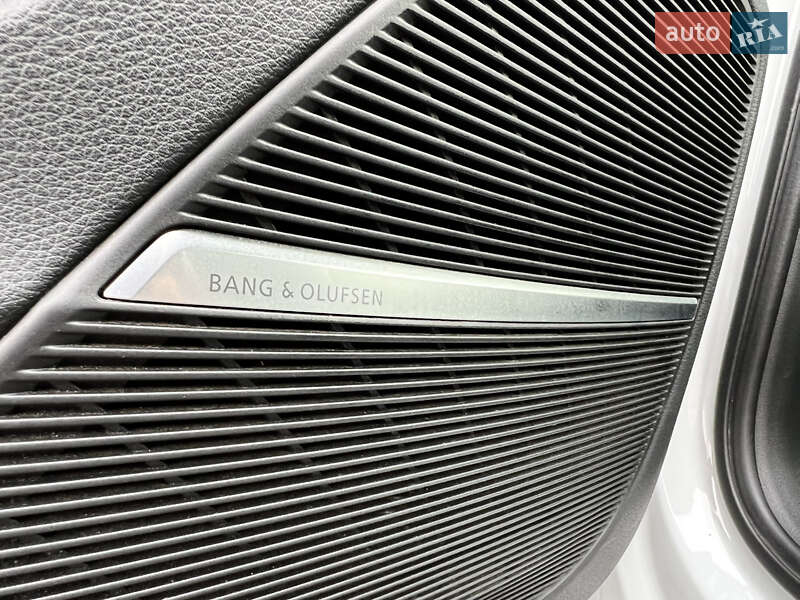 Позашляховик / Кросовер Audi Q7 2022 в Львові