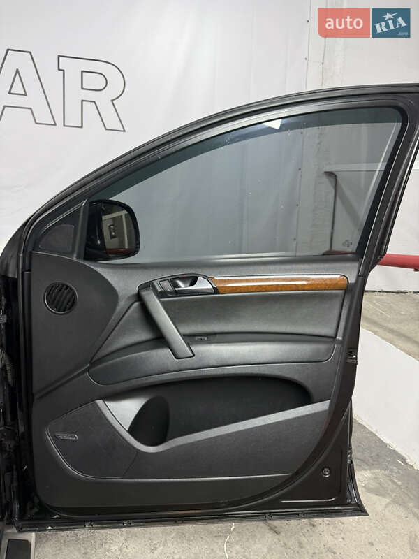 Позашляховик / Кросовер Audi Q7 2008 в Одесі фото 26 Позашляховик / Кросовер Audi Q7 2008 в Одесі