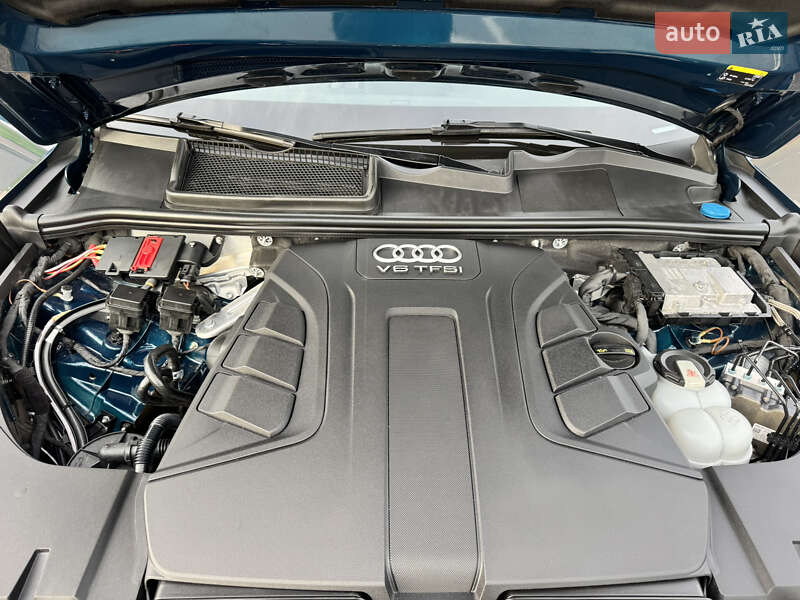 Позашляховик / Кросовер Audi Q7 2018 в Києві