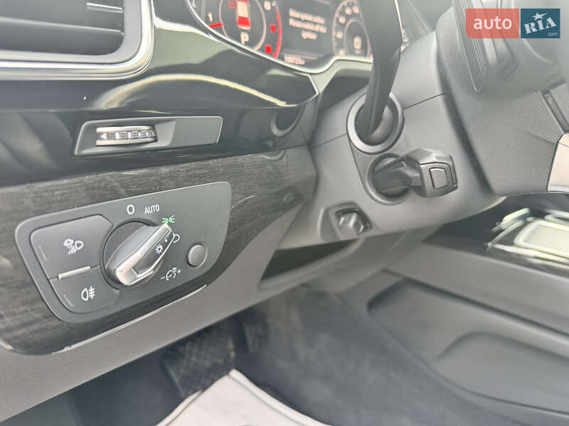 Позашляховик / Кросовер Audi Q7 2018 в Києві