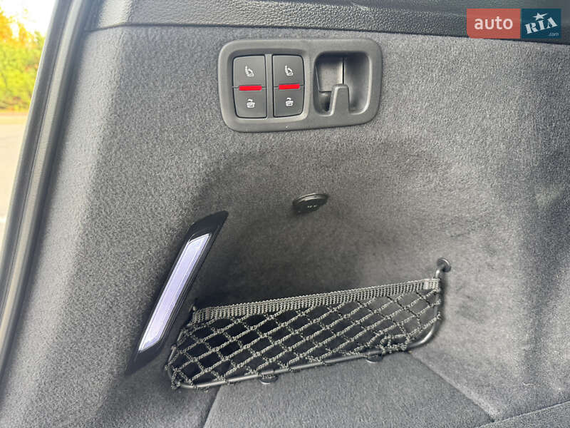 Позашляховик / Кросовер Audi Q7 2018 в Києві