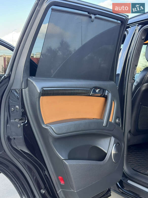 Внедорожник / Кроссовер Audi Q7 2010 в Киеве