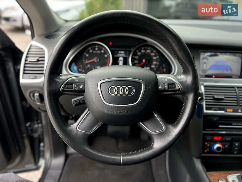 Позашляховик / Кросовер Audi Q7 2013 в Одесі