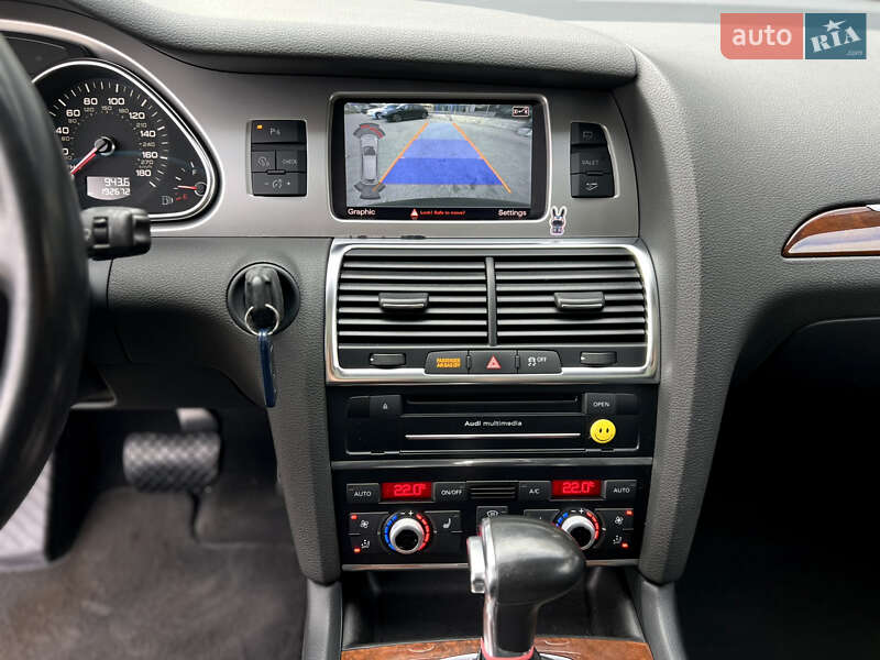 Позашляховик / Кросовер Audi Q7 2013 в Одесі