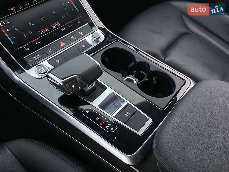 Внедорожник / Кроссовер Audi Q7 2022 в Львове