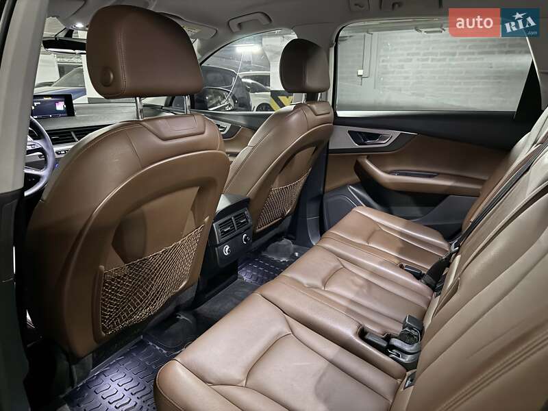 Внедорожник / Кроссовер Audi Q7 2016 в Днепре фото 23 Внедорожник / Кроссовер Audi Q7 2016 в Днепре