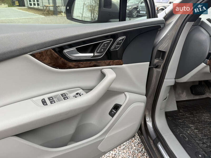 Позашляховик / Кросовер Audi Q7 2016 в Стрию фото 38 Позашляховик / Кросовер Audi Q7 2016 в Стрию