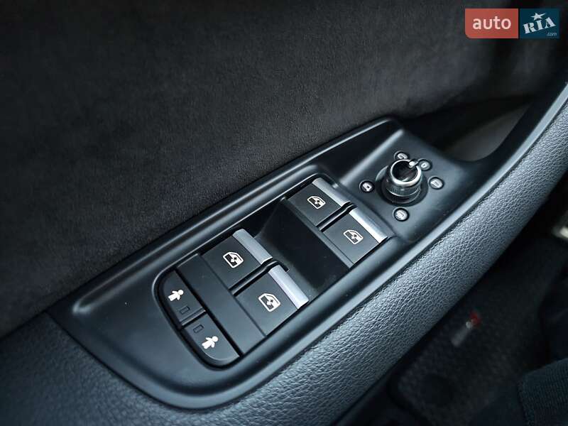 Внедорожник / Кроссовер Audi Q7 2019 в Киеве